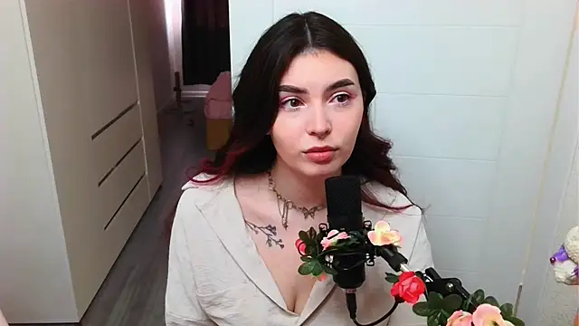 peachyness online show from April 2, 12:58 pm