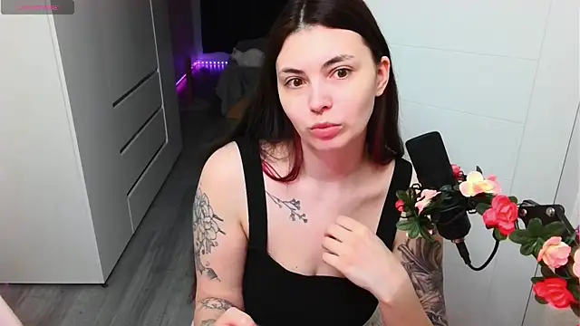 Snapshot of peachyness chatting on April 8, 5:46 pm peachyness online show from April 8, 5:46 pm