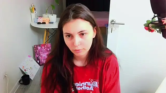 Snapshot of peachyness chatting on July 24, 7:34 pm peachyness online show from July 24, 7:34 pm