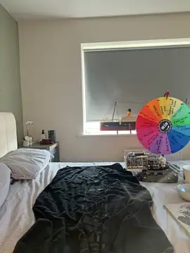 Lilly-Luscious online show from June 18, 1:48 pm