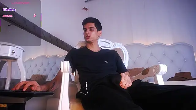 Sebalexis7 online show from December 3, 3:36 am