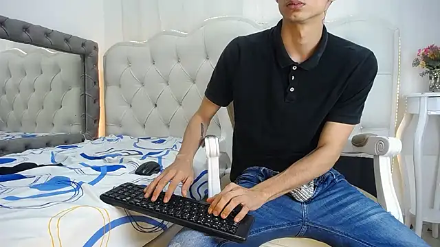 Sebalexis7 online show from December 17, 2:50 am