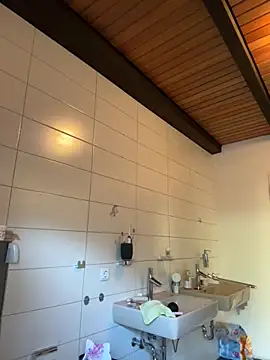 Snapshot of SweetTeenGirl chatting on November 5, 10:04 am SweetTeenGirl online show from November 5, 10:04 am