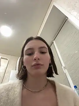 Snapshot of ZariaFlame chatting on February 1, 11:03 pm ZariaFlame online show from February 1, 11:03 pm