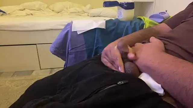 Snapshot of qnawafp chatting on February 17, 9:32 pm qnawafp online show from February 17, 9:32 pm