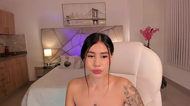 Snapshot of miranda_crawfor chatting on March 3, 5:24 am miranda crawfor online show from March 3, 5:24 am