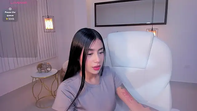 Snapshot of miranda_crawfor chatting on April 18, 1:42 am miranda crawfor online show from April 18, 1:42 am