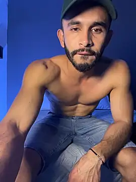 Snapshot of Jacksonfranco chatting on February 17, 3:36 am Jacksonfranco online show from February 17, 3:36 am