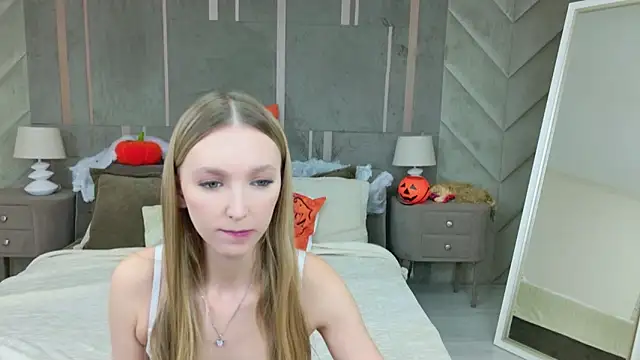 Snapshot of KellyBradford chatting on October 22, 5:52 am KellyBradford online show from October 22, 5:52 am