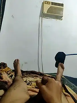 ELI TICANTE online show from November 18, 5:34 am