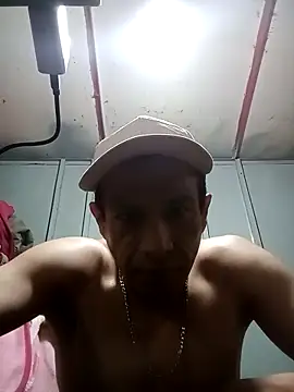 GIOLOKOARRE online show from February 5, 9:30 pm