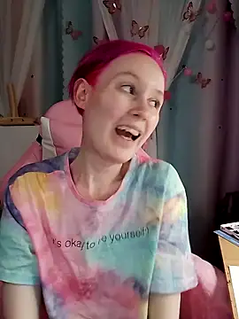 Snapshot of Fuzzy_Unicorn chatting on September 27, 7:19 pm Fuzzy Unicorn online show from September 27, 7:19 pm