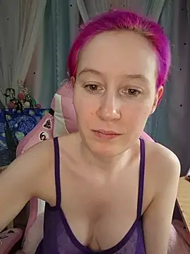 Snapshot of Fuzzy_Unicorn chatting on March 21, 7:50 pm Fuzzy Unicorn online show from March 21, 7:50 pm