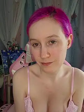 Snapshot of Fuzzy_Unicorn chatting on March 24, 7:30 pm Fuzzy Unicorn online show from March 24, 7:30 pm