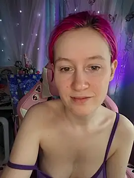 Fuzzy Unicorn online show from May 28, 10:23 am