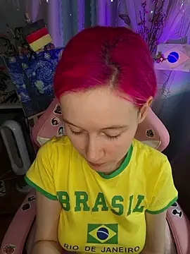 Fuzzy Unicorn online show from June 15, 10:50 am
