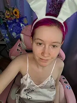 Fuzzy Unicorn online show from July 22, 10:40 am