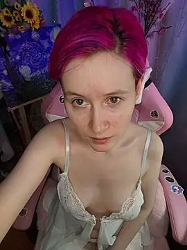 Fuzzy Unicorn online show from July 30, 10:47 am