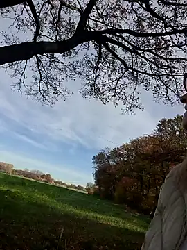 Snapshot of HotWifeLyn68 chatting on November 6, 11:44 am HotWifeLyn68 online show from November 6, 11:44 am