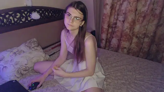 Snapshot of Peralez_F chatting on April 21, 2:04 am Peralez F online show from April 21, 2:04 am