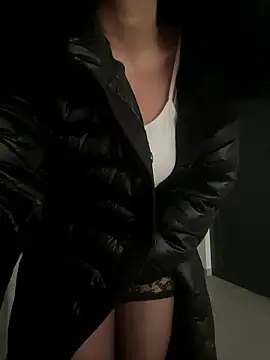 Snapshot of eli5566 chatting on January 8, 11:12 am eli5566 online show from January 8, 11:12 am