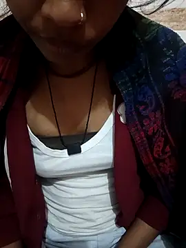 Snapshot of Geeta-satr chatting on December 4, 6:49 pm Geeta-satr online show from December 4, 6:49 pm