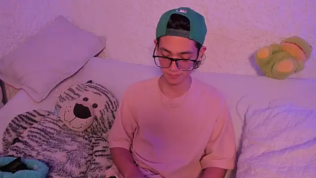 thiago kinghot online show from September 9, 9:09 am