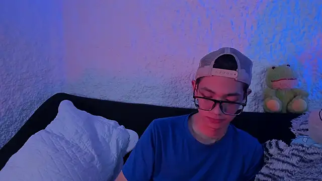 thiago kinghot online show from September 15, 5:18 am