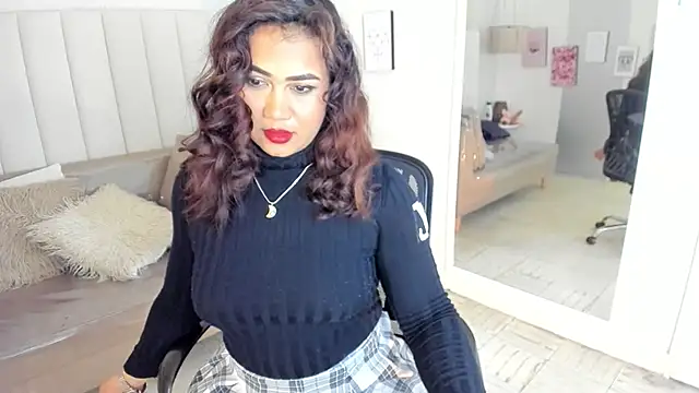 veronica b07 online show from May 15, 2:57 pm