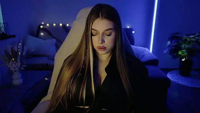 Emma candyyy online show from January 15, 10:31 am