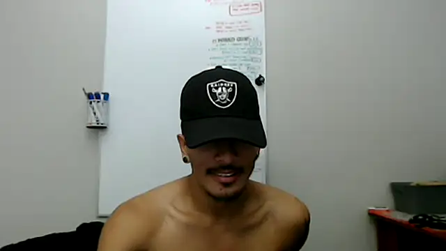 tanjir020 online show from February 10, 6:34 pm