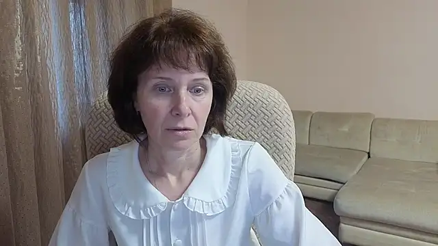 Snapshot of Lia_Tito chatting on October 6, 2:14 pm Lia Tito online show from October 6, 2:14 pm