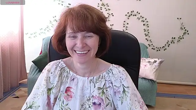 Lia Tito online show from June 4, 6:08 am