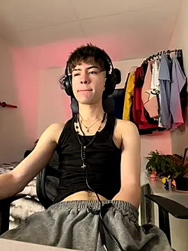 Tonerii online show from October 18, 12:57 am