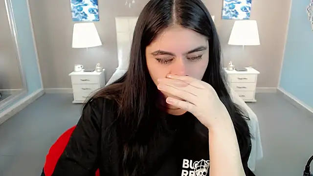 maddissonivanova online show from October 18, 12:06 pm