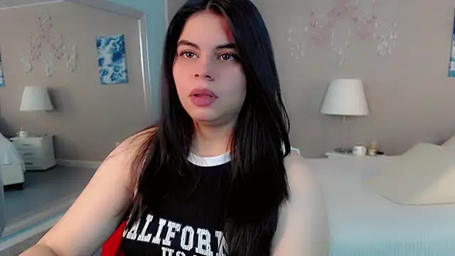 Snapshot of maddissonivanova chatting on February 15, 6:59 pm maddissonivanova online show from February 15, 6:59 pm