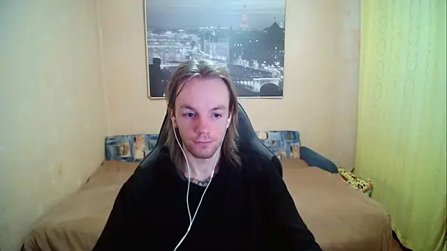 Snapshot of AdamDickens chatting on September 21, 10:11 pm AdamDickens online show from September 21, 10:11 pm