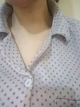 Miss-Lynda online show from February 17, 4:24 pm