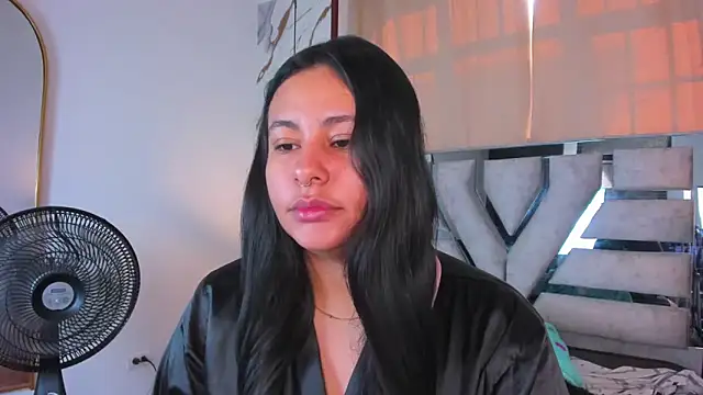 Snapshot of SamaelAndLilitt chatting on May 17, 12:34 pm SamaelAndLilitt online show from May 17, 12:34 pm