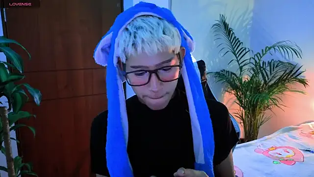 taichi bluy online show from October 19, 2:34 am