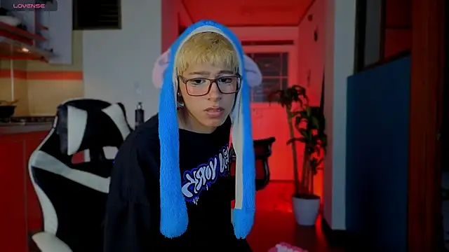 taichi bluy online show from January 6, 9:50 pm