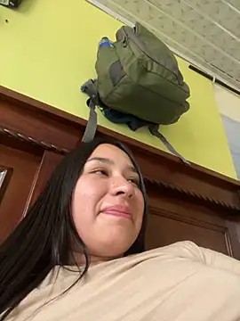 BELLAALEJA online show from October 3, 8:17 pm