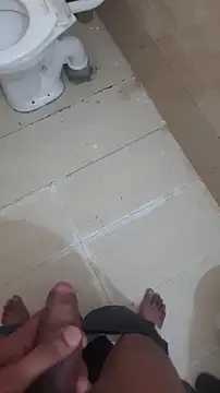 indoreboy1 online show from October 25, 5:04 am