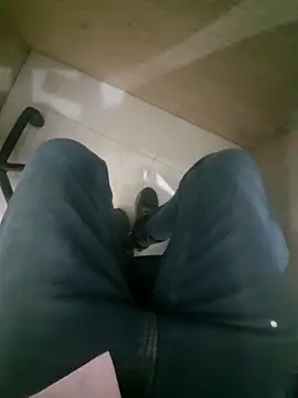 indoreboy1 online show from March 31, 3:23 pm