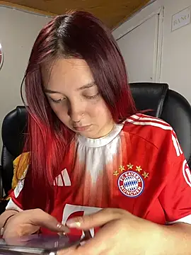 Karen18 boobs online show from June 12, 2:54 am