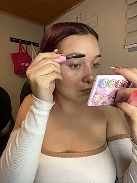 Karen18 boobs online show from June 17, 1:41 am