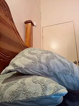 iriebusty online show from March 6, 1:18 pm