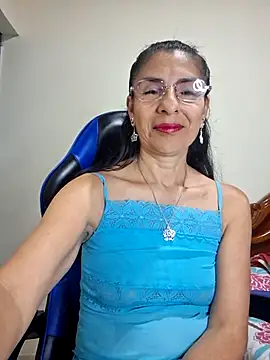 Snapshot of Natasha_50 chatting on April 9, 1:05 am Natasha 50 online show from April 9, 1:05 am