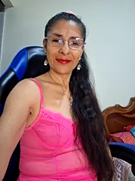 Snapshot of Natasha_50 chatting on May 9, 3:34 am Natasha 50 online show from May 9, 3:34 am