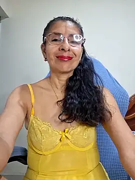 Snapshot of Natasha_50 chatting on June 12, 1:04 am Natasha 50 online show from June 12, 1:04 am